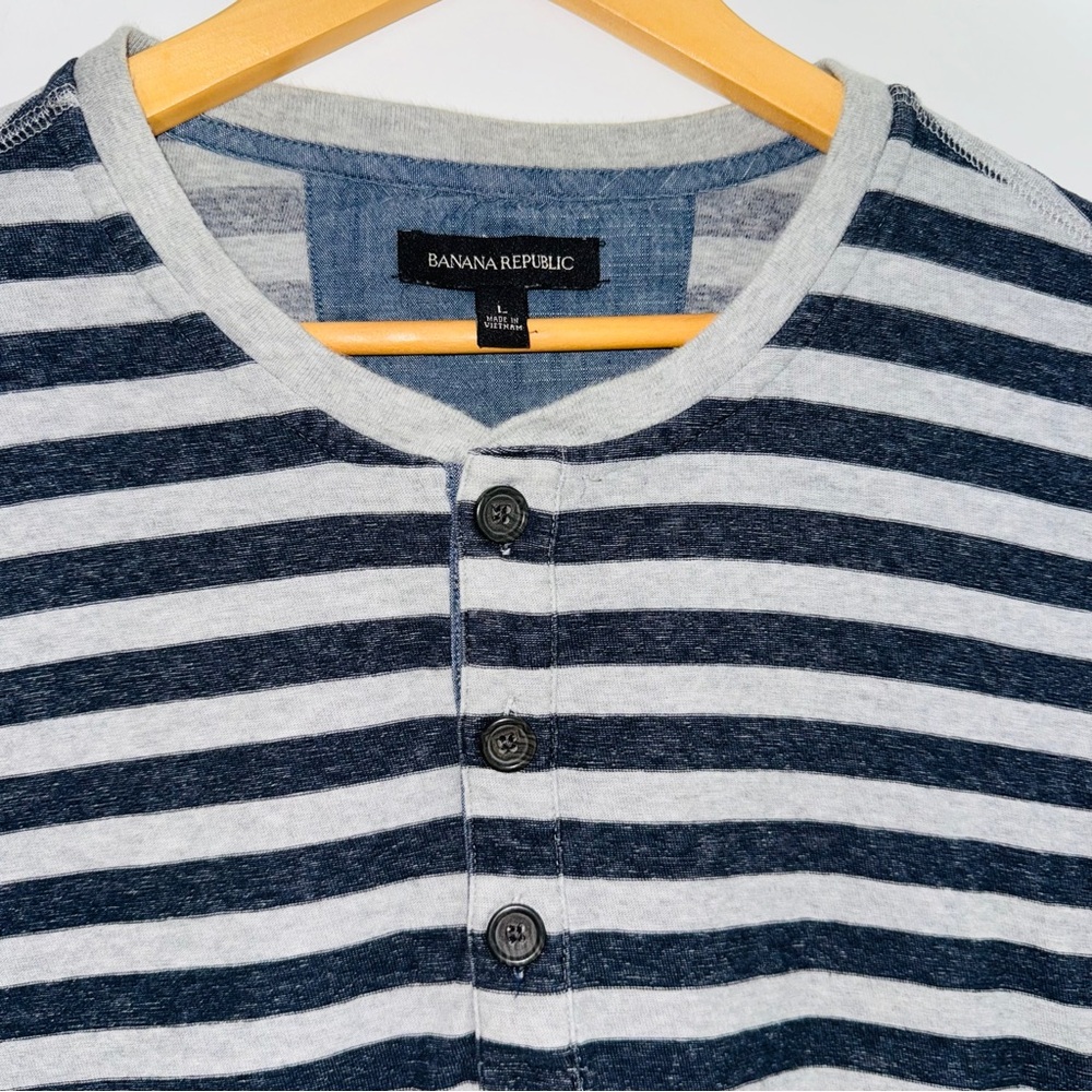 Banana Republic striped‎ long sleeve henley shirt navy gray size large - Picture 3 of 8